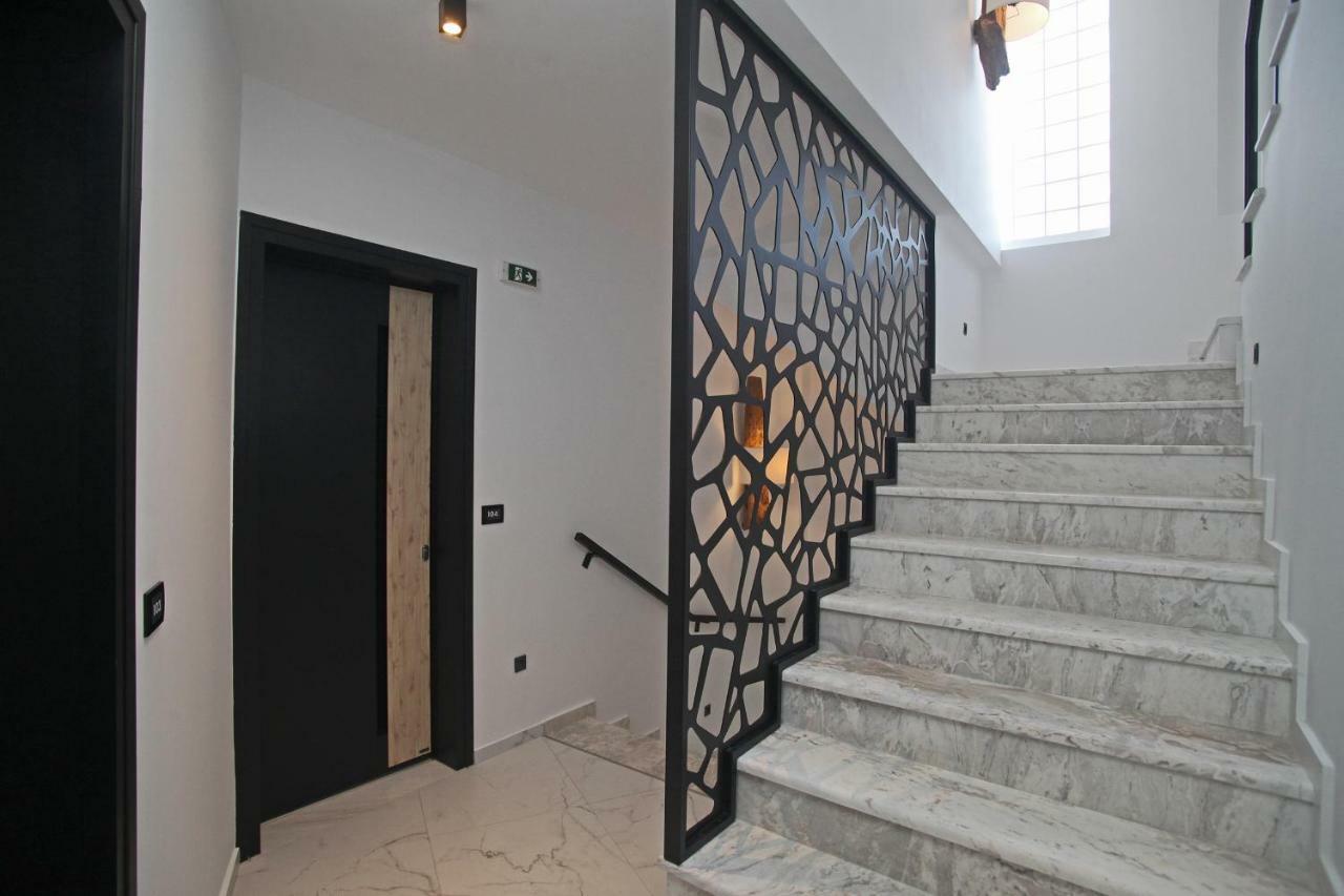 Athinais Luxury Apartments Hanioti Esterno foto