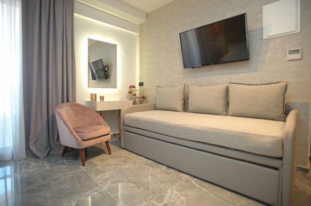 Athinais Luxury Apartments Hanioti Esterno foto
