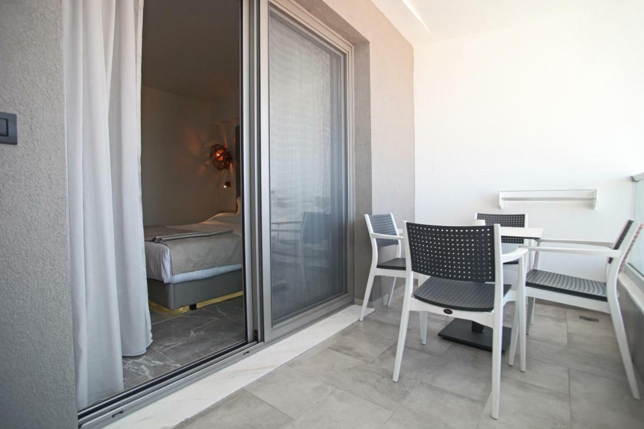Athinais Luxury Apartments Hanioti Esterno foto